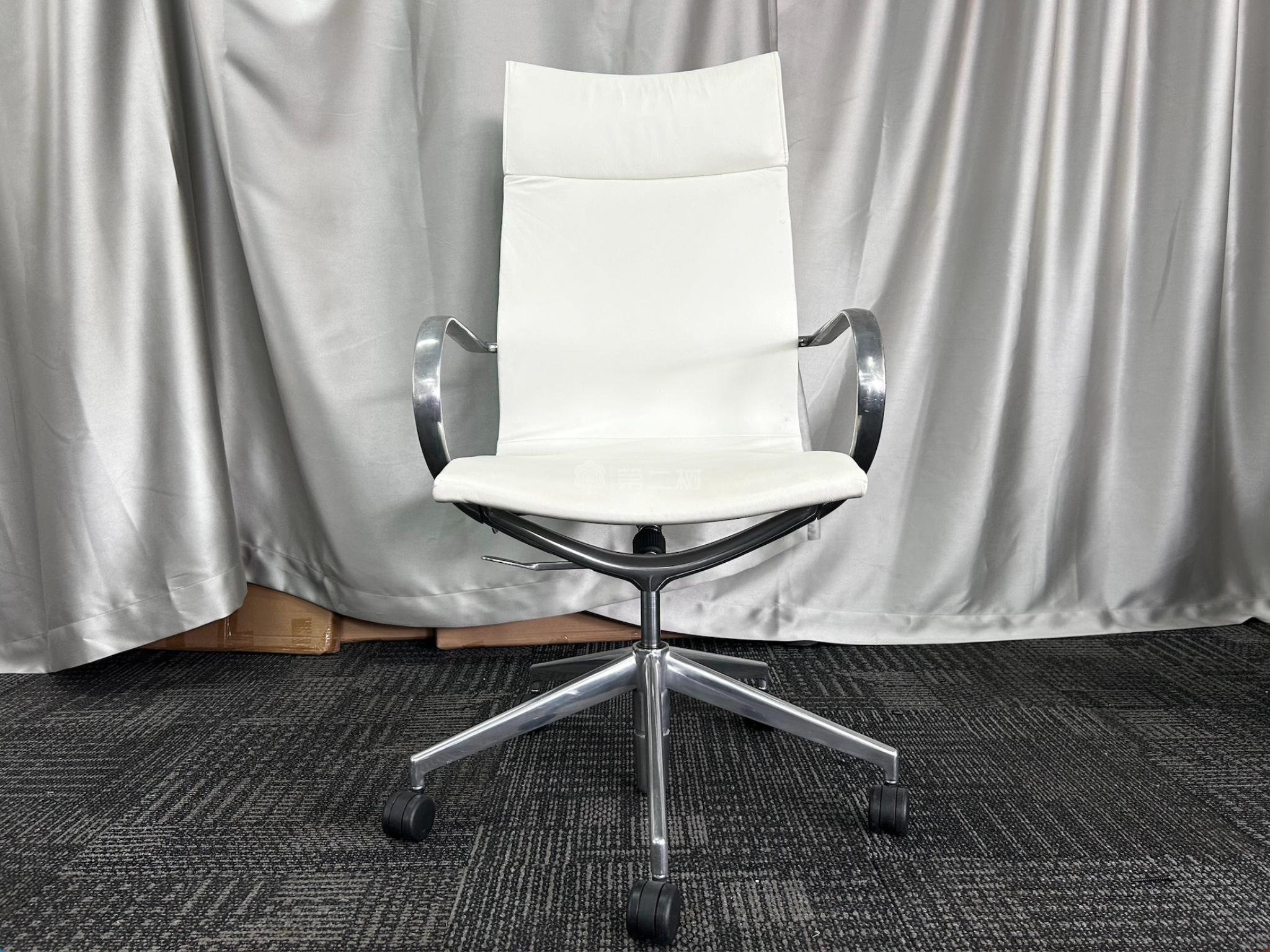 進口品牌白色二手辦公椅電腦椅老板椅轉椅皮質椅子