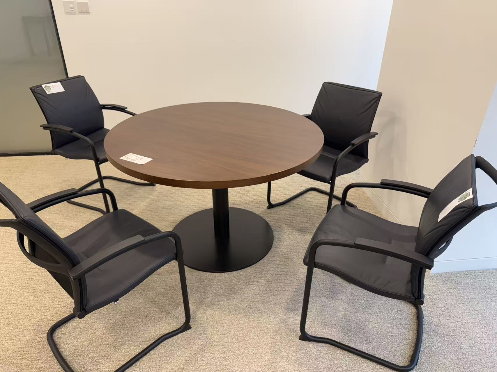 進口品牌二手復古質感圓形洽談桌咖啡桌接待桌