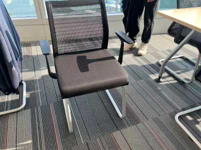 （128553）國產品牌二手弓形椅辦公椅黑