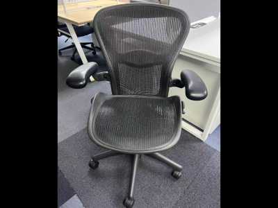 （125928）Hermanmiller/赫曼米勒二手Aeron1網佈轉椅辦公椅人躰工學椅黑
