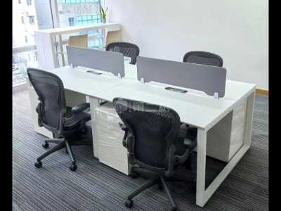 （130383）國産品牌全新開放式工位員工辦公桌白